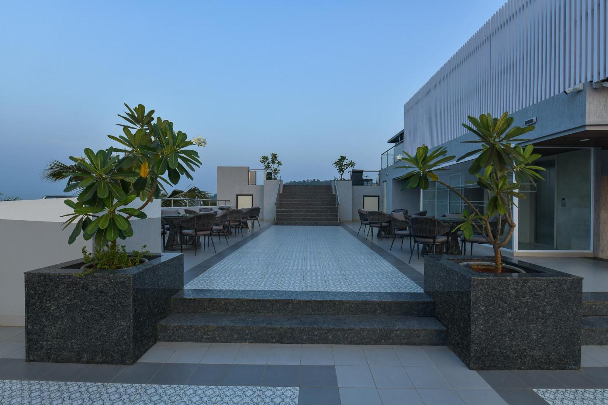 Meritas Auberge Calangute Goa Exteriér fotografie